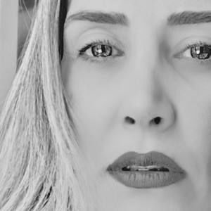 Meet your Posher, Adriana